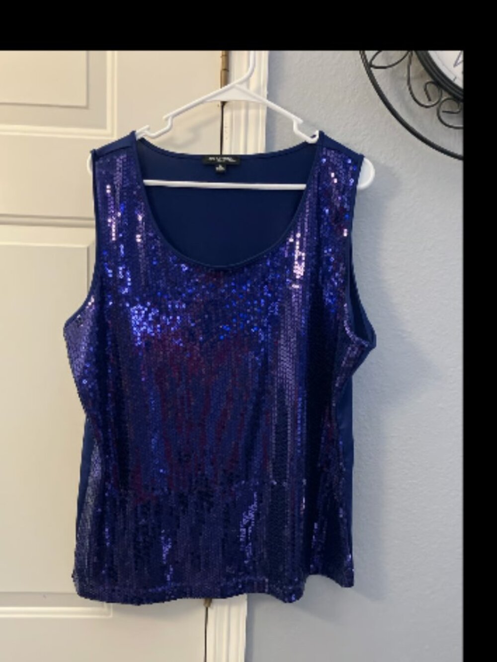 Notations Brand Size 2X Sequin Pattern Top